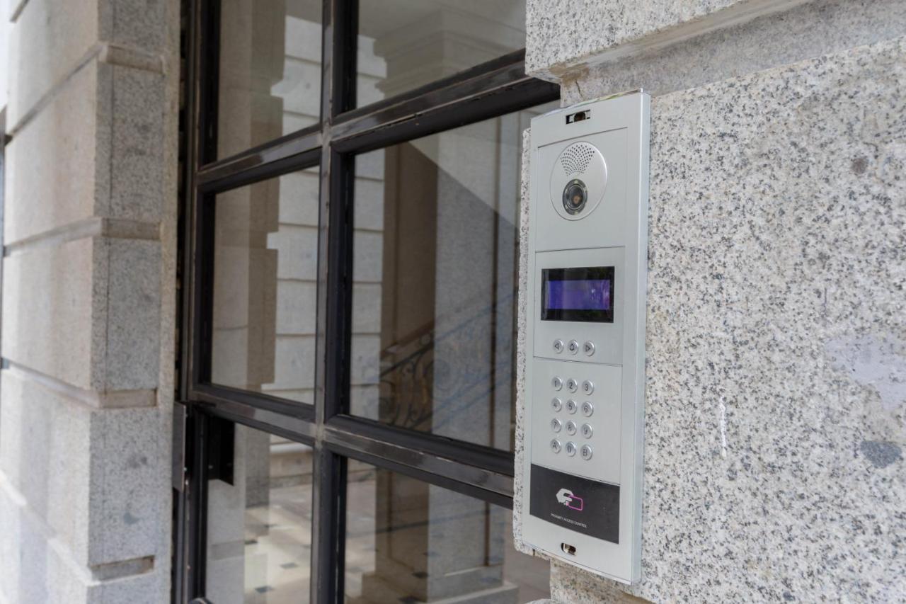 Central Cosy 5Bd-5Bath Apartment Tbilisi Exterior photo